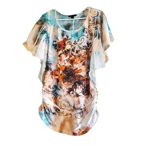 Espresso Floral Blouse with flowing shoulders and ruched sides